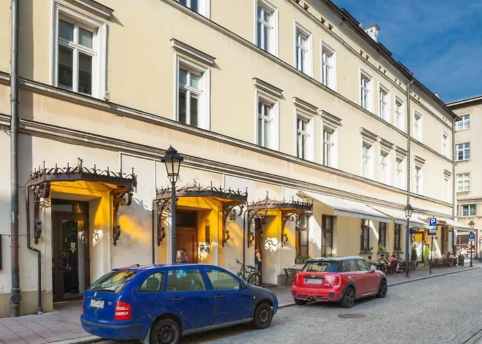 Tomasza Residence